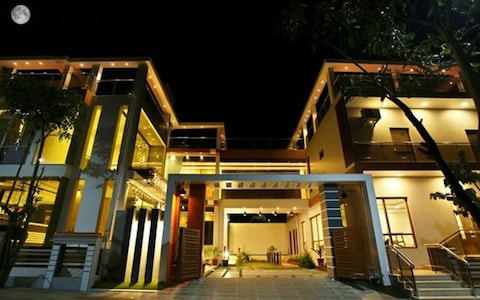 Saffron Villa